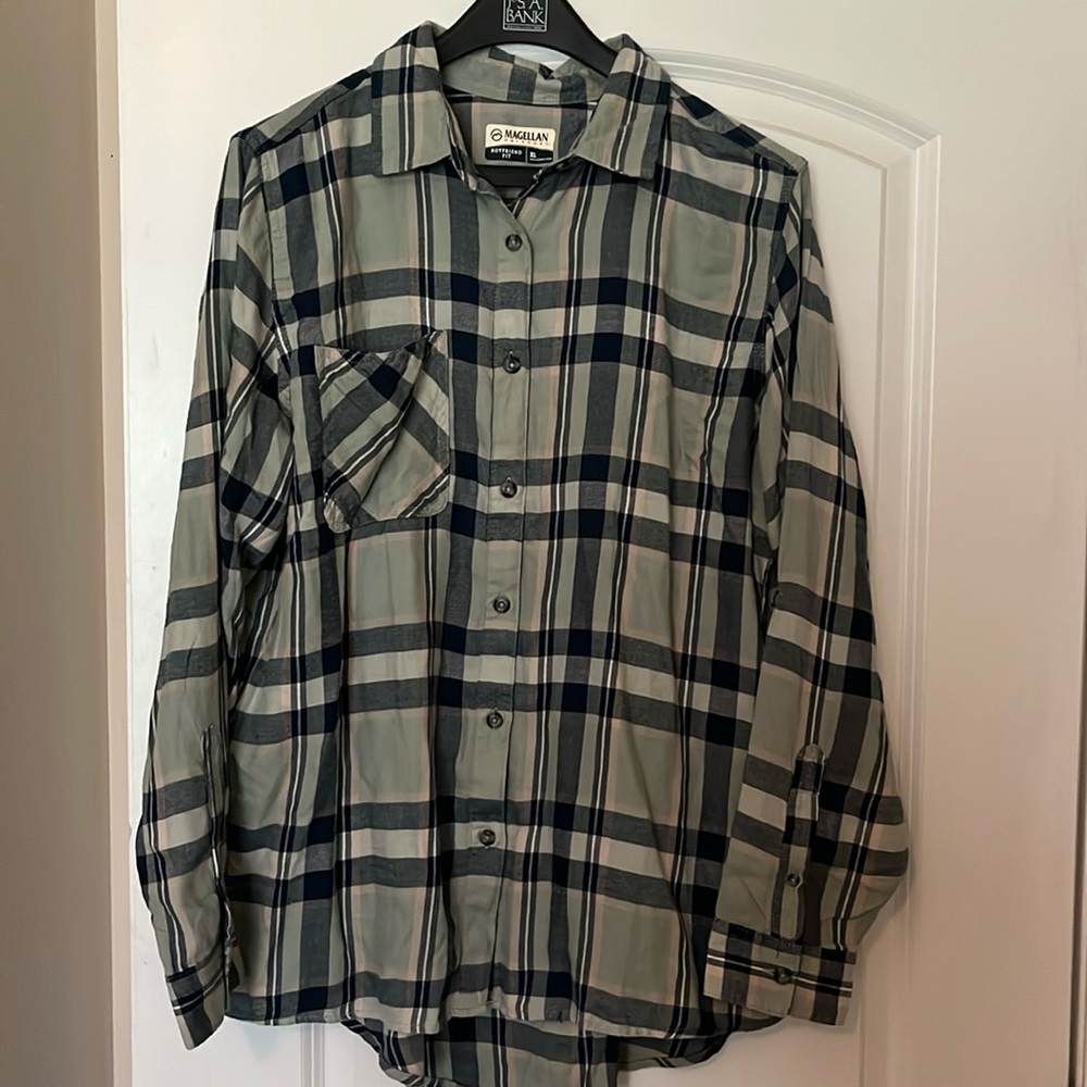 Flannel style women’s shirt